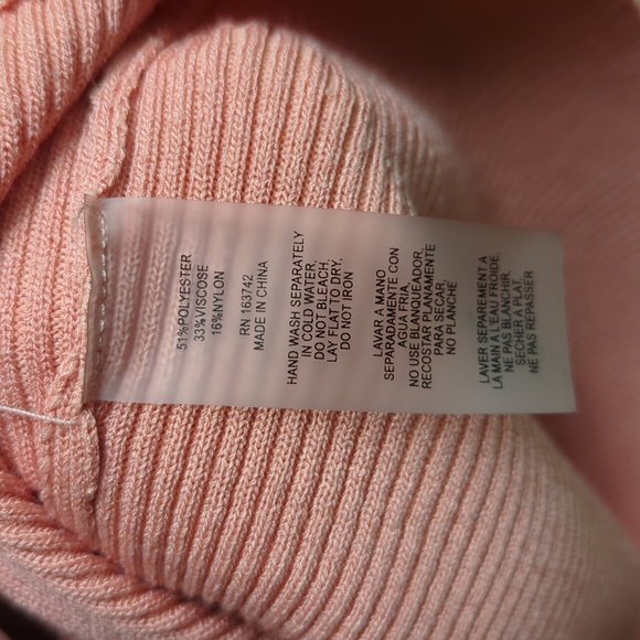 Coral frill sleeve shirt ❤️ - Picture 3 of 4